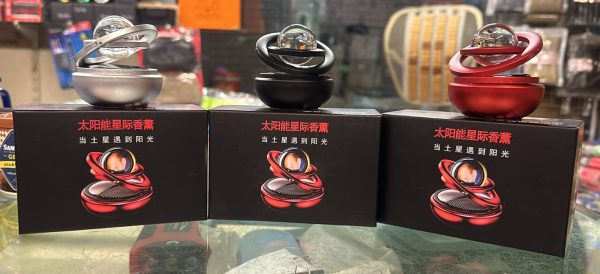 Solar Car Air Freshener Rotating Double-Ring - Levitating Dashboard Decor with Sea Scent (Random Color)